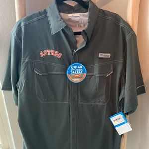 NWT Men’s Astros Columbia FISHING Shirt